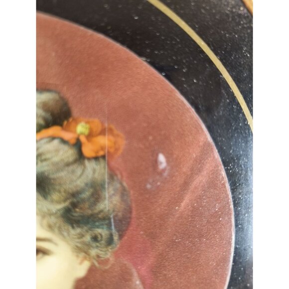 Reverse Painted Vintage Flue Cover With Victorian Lady Portrait & Gold Rim Trim - Picture 3 of 4